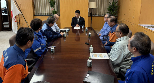 細野大臣と面談の様子
